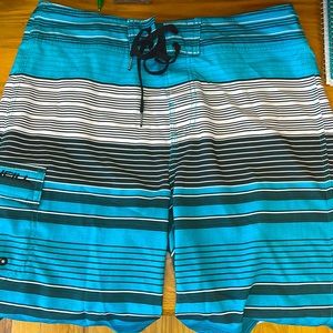 o'neill mens board shorts size 29.
